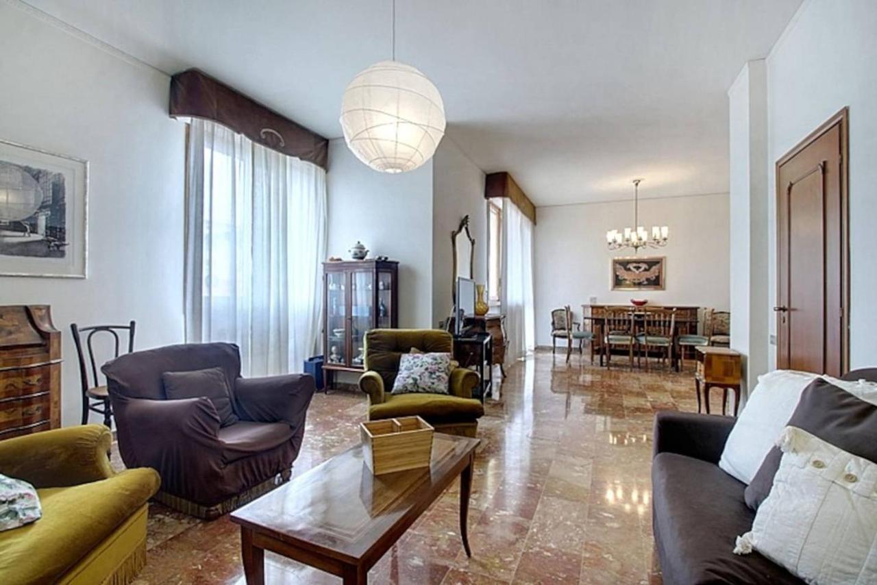 Frati Bigi With Parking * Firenze
